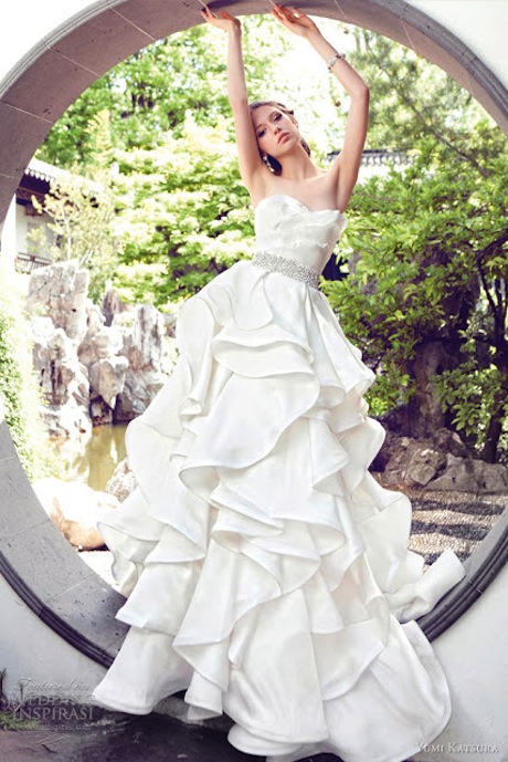 4yumi-katsura-spring-2013-wedding-dresses